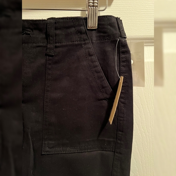 Black Jeans - Picture 2 of 4